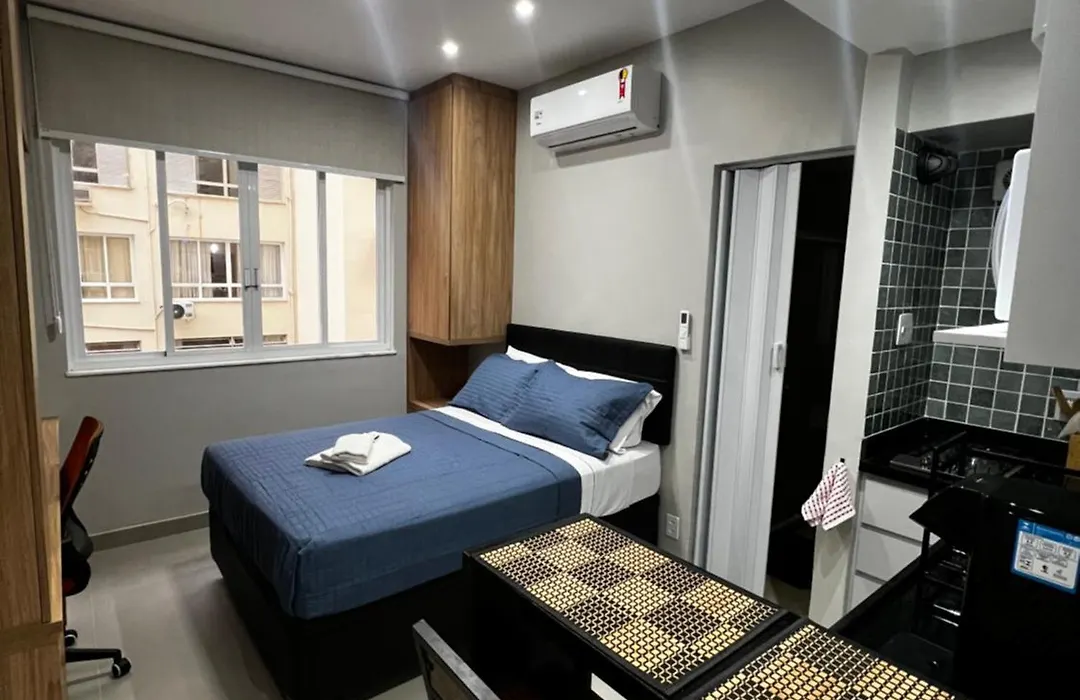 Studio For 2 People Steps From Copacabana Beach-1